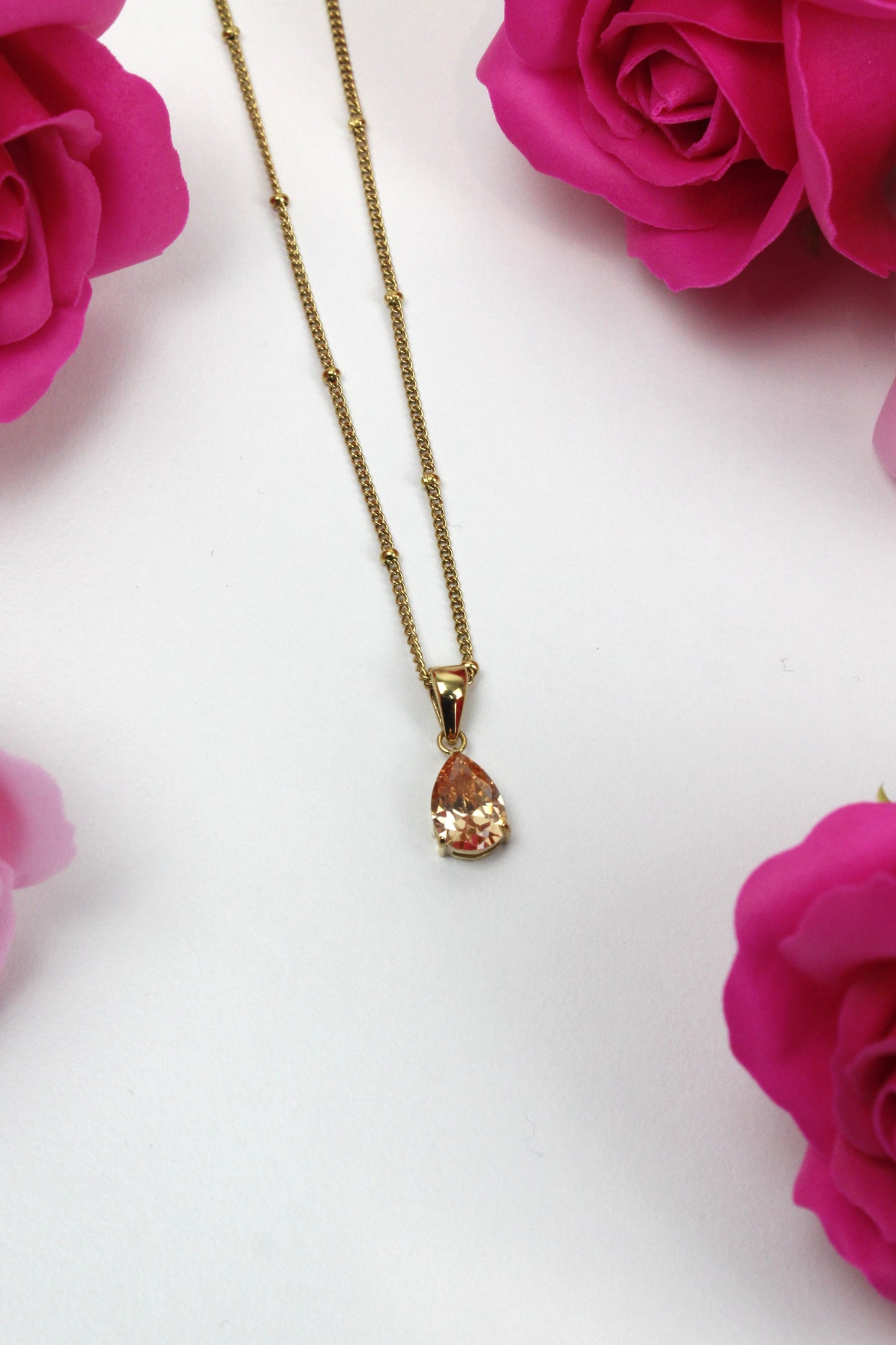 Colar Gota Capri